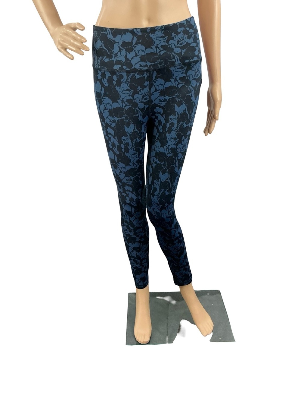 Zyia Blue Kauai Light n Tight Hi-Rise 7/8 Floral Leggings Size 4